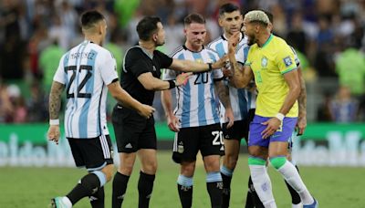 Copa América: el árbitro Piero Maza fue designado para la semifinal entre la Selección argentina y Canadá