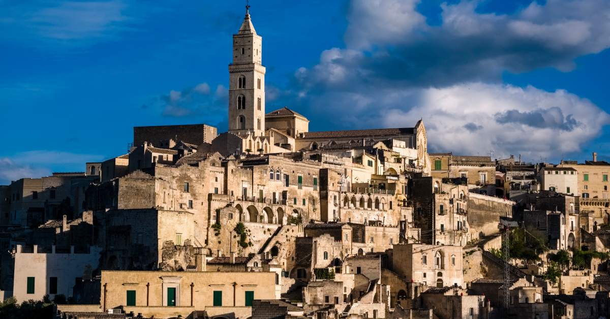 Historic Italian Building in Ancient City Damaged by Parkour Stunt