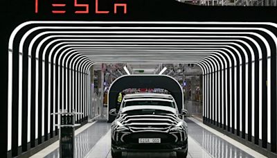 ¿Qué está fallando en Tesla? Más de 125.000 vehículos afectados por defecto en cinturón de seguridad