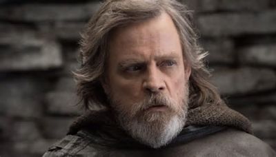 Star Wars, Mark Hamill odiava così tanto i dialoghi scritti da George Lucas da costringerlo a cambiarli