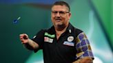 Gary Anderson sweeps aside Simon Whitlock in World Championship opener