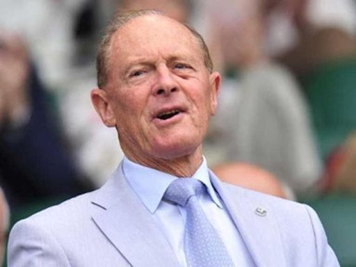 Geoffrey Boycott readmitted to hospital with pneumonia as 'things take turn for the worse' days after cancer surgery