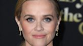 How Reese Witherspoon uses her ears to look younger & it’s a trick we can all do