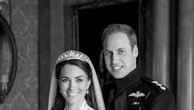 Unseen Kate Middleton wedding photo emerges