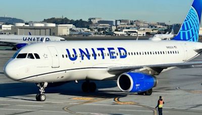 Hombre violento desvía vuelo de United Airlines y deberá pagar una costosa multa