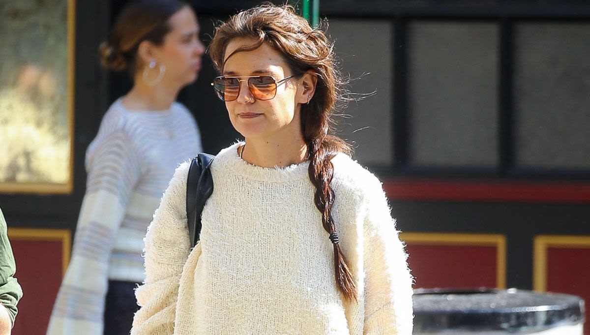 Katie Holmes Pairs $150 Mary Janes With a Sleek Saint Laurent Bag