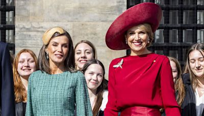 Máxima de Países Bajos se viste completamente de color rojo, un favorito de la reina Letizia