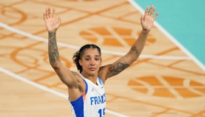 Why isn’t French Olympic star Gabby Williams in the WNBA? Can she join a team this season?