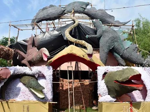 Experience 'Jurassic Park' at This Unique Durga Puja Pandal in Prayagraj | - Times of India