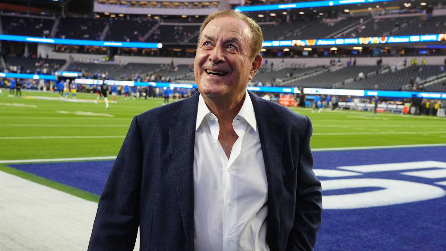 Al Michaels on His Broadcasting Future, Tom Brady’s Debut, Calling the NBA and More