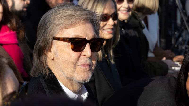 At 81, Paul McCartney is worth £1 billion for the first time | CNN Business