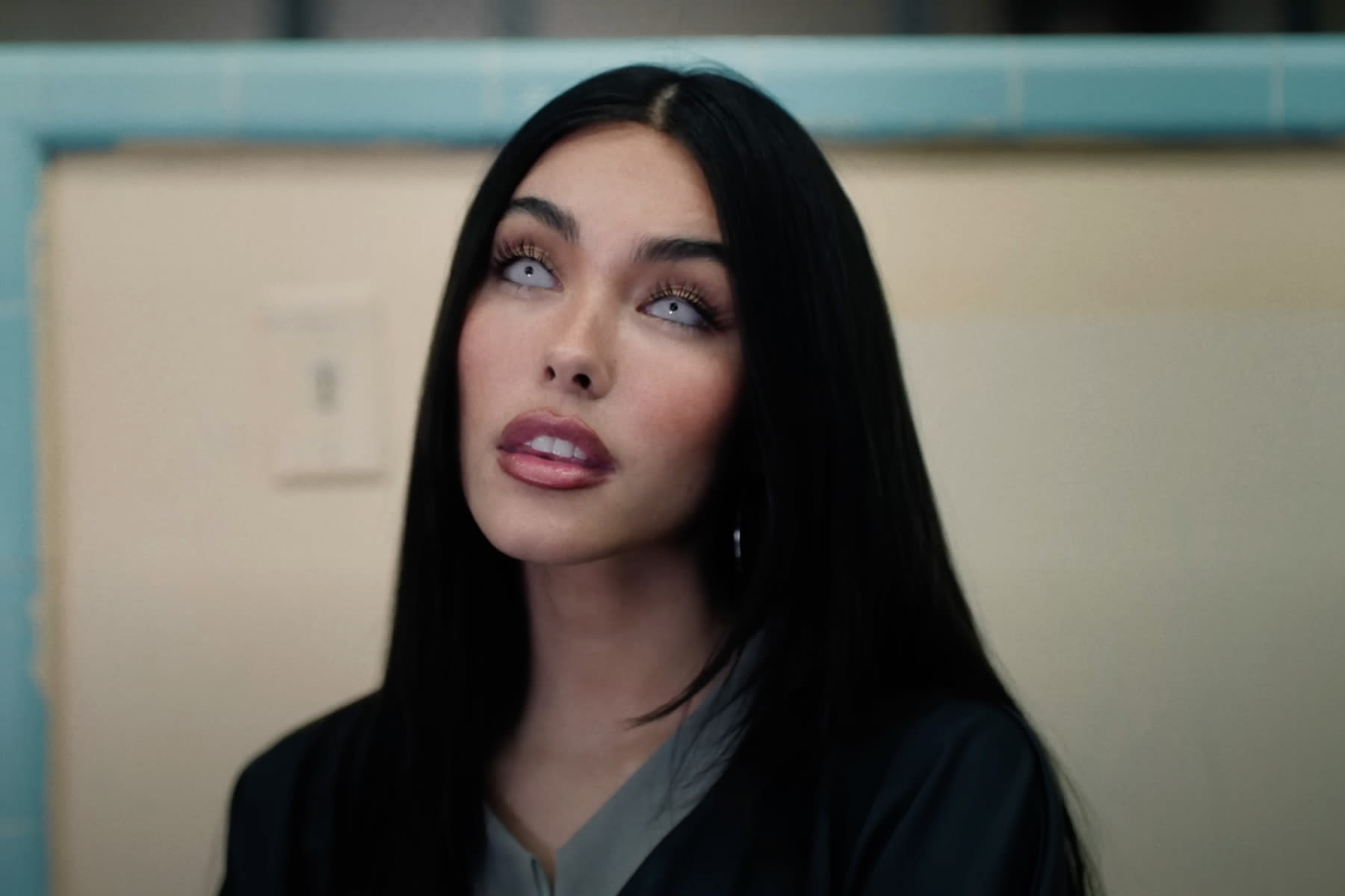 Madison Beer Channels ‘Jennifer’s Body’ in Obsessively Possessive ‘Make You Mine’ Video