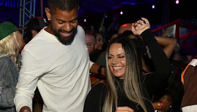 Viviane Araujo e Guilherme Militão dançam muito no último dia de festival no Rio
