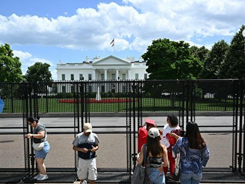 親巴抗議者擬示威並包圍白宮 當局設防攀圍欄