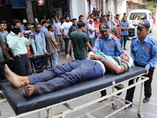司機打瞌睡！印度巴士失控墜谷釀22死64傷 遺體卡殘骸下救援受阻
