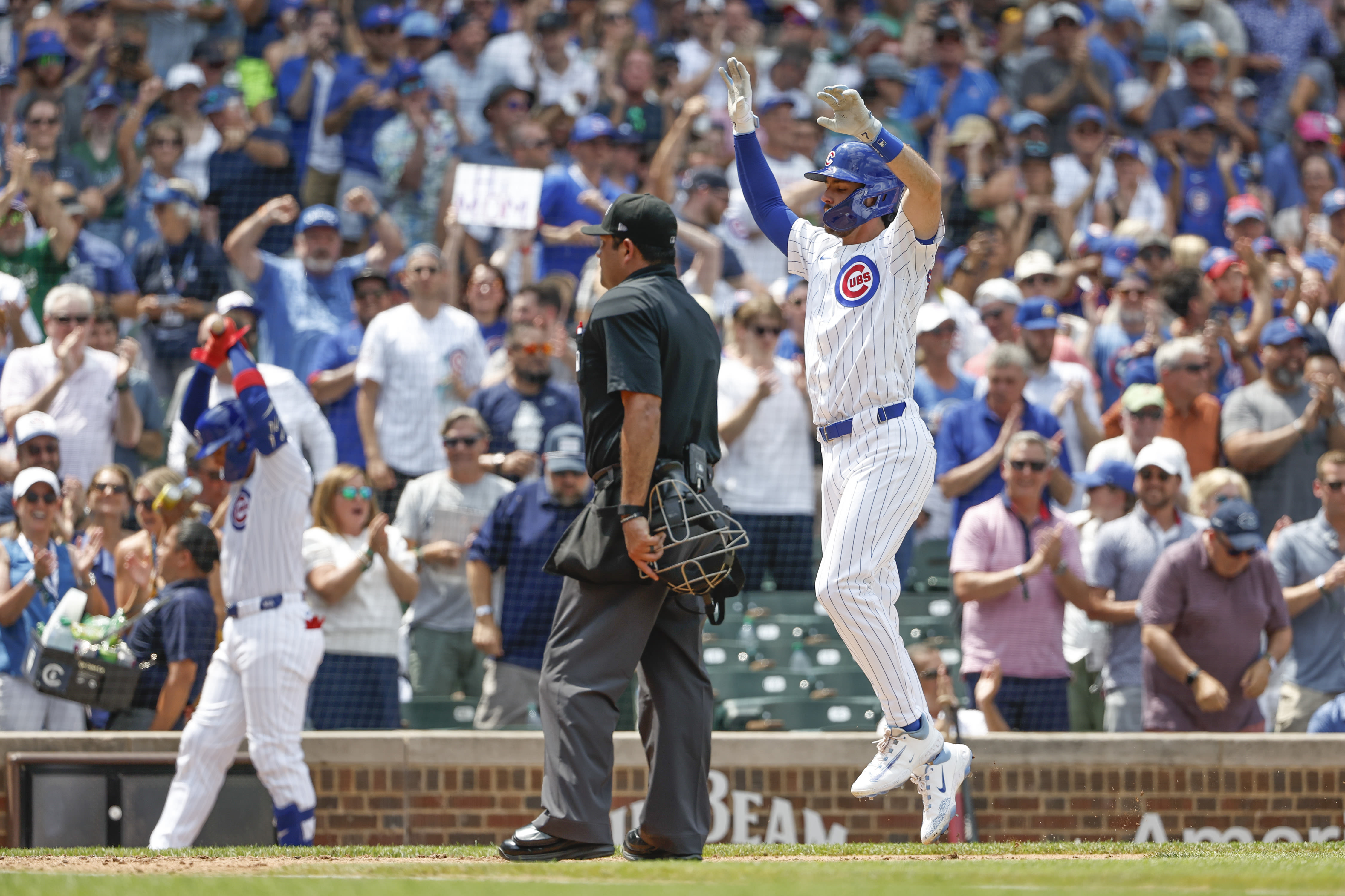 Ian Happ and Dansby Swanson hit back-to-back homers as Cubs hold off Giants 6-5