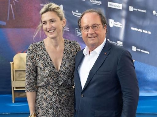 Julie Gayet et François Hollande, main dans la main dans les rues de Bourges