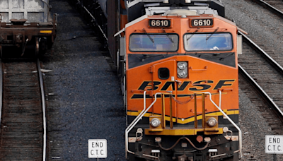 Freight train derails, catches fire near New Mexico-Arizona border causing road closures