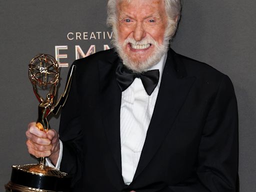 Dick Van Dyke Speaks Out After Canceling Public Appearances - E! Online