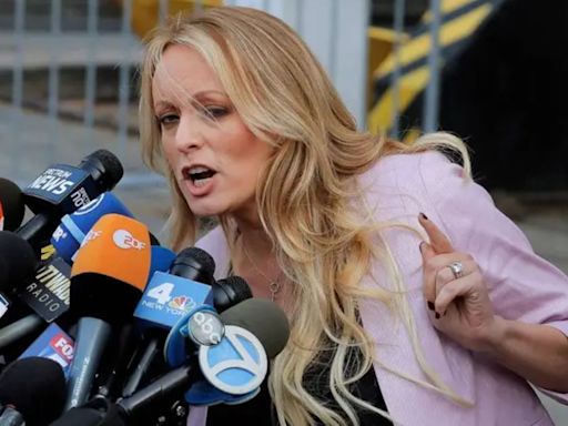 Stormy Daniels testifica en juicio contra Trump