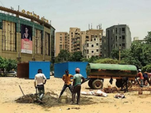 ‘Too close to home, will not allow’: RWAs in Gurgaon slam move to build liquor store | Gurgaon News - Times of India