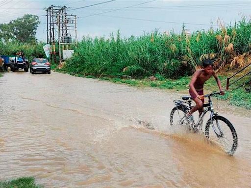 One-hour rain exposes ill-preparedness in Una