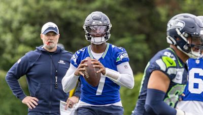 Geno Smith making it clear in Seahawks camp that quarterback is his job