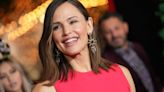 Jennifer Garner to star in movie about Collin Street Bakery embezzlement scheme, report says