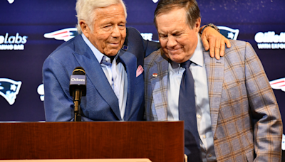 Bill Belichick, Robert Kraft had a long, 'sincere' conversation during Tom Brady's roast, Drew Bledsoe says