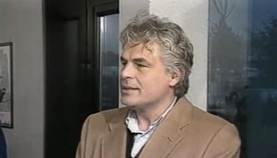 Michele Placido in diretta tv a sua insaputa a "Scherzi a Parte" 1994