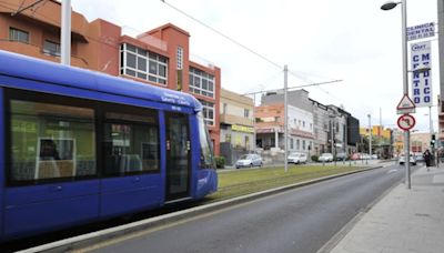 Tres hombres ingresan en prisión por golpear y apuñalar a un joven en el tranvía de Tenerife