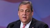 Christie slams ‘mirror hog’ Trump while launching 2024 bid