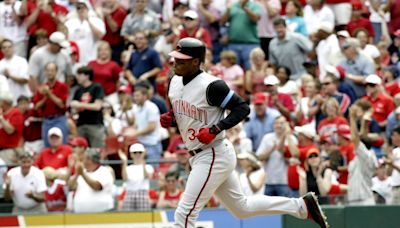 Today in Sports History: Ken Griffey Jr. hits the 500th home run of his career