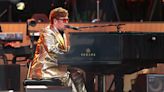 Elton John saca a subasta su armario en eBay para recaudar fondos contra el SIDA