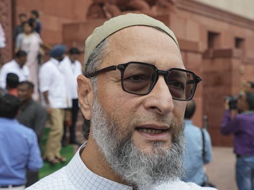 AIMIM chief Asaduddin Owaisi slams UP police fiat to display names of owners, staff of eateries