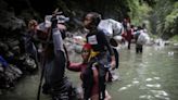 Estados Unidos y Panamá se alían para frenar la migración: de alambre de púas en la selva del Darién a la repatriación masiva