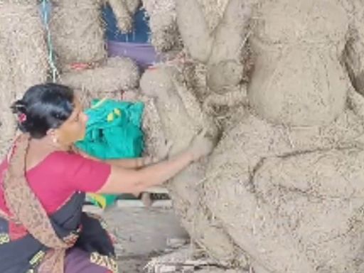 In Andhra’s Srikakulam, Eco-friendly Clay Idols Of Lord Ganapati Are In Demand - News18