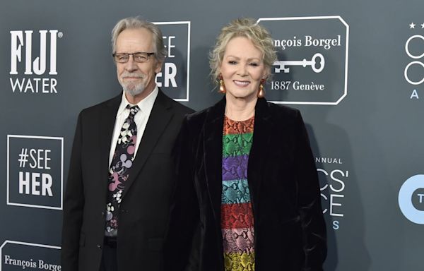 Jean Smart Gets Candid About Agony of Her Husband’s Sudden Death