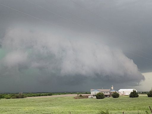 'Significant damage' reported as storms with 100-mph winds, baseball-sized hail rip across Kansas