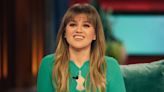 Kelly Clarkson Gets Vulnerable About Her Struggles with Dating: 'I Get So Nervous'