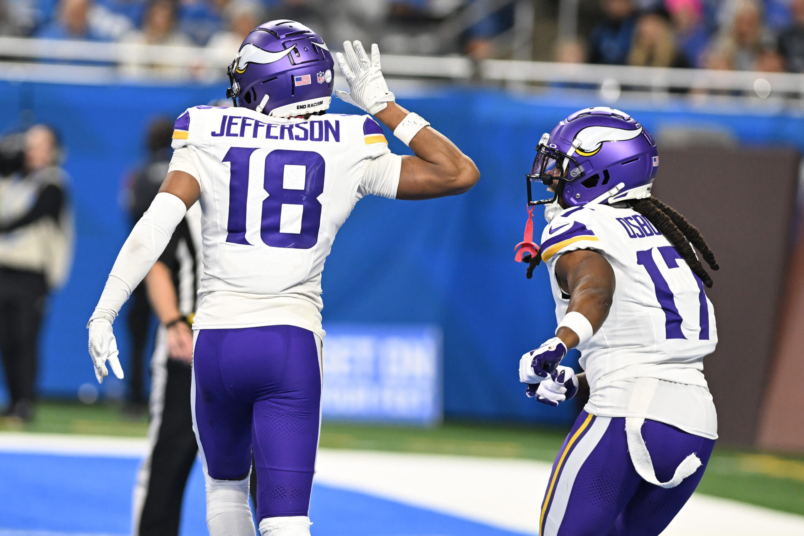 Vikings WR Justin Jefferson resets WR market with massive contract