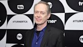 Steve Buscemi, ator de Boardwalk Empire, é atacado por homem em NY