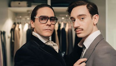 Daniel Brühl als Fashion-Genie: "Becoming Karl Lagerfeld"