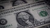 Alta de títulos americanos e mau humor local levam dólar a R$ 5,65