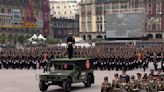 Desfile conmemora bicentenario del Heroico Colegio Militar