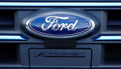 Ford planea más recortes de empleos en Europa, dice comité de empresa en Alemania