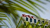 Netflix llega a acuerdo con cubano que denunció aparecer como terrorista en 'Wasp Network'