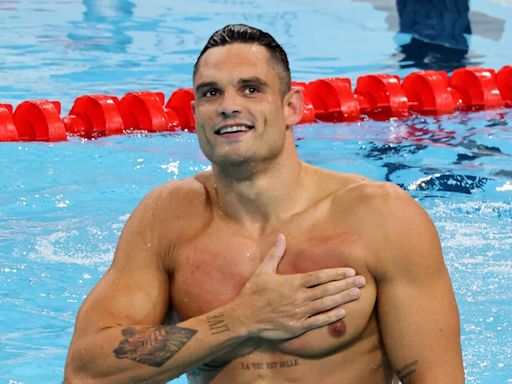 Florent Manaudou rentré chez lui à Antibes, il craque après les JO de Paris : "Je suis très émotif parce que c'est la fin"