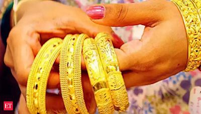 Jewellers' monthly instalment schemes sustain gold demand amid weak market