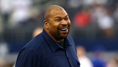 Larry Allen, Dallas Cowboys Star and Hall of Famer, Dead at 52